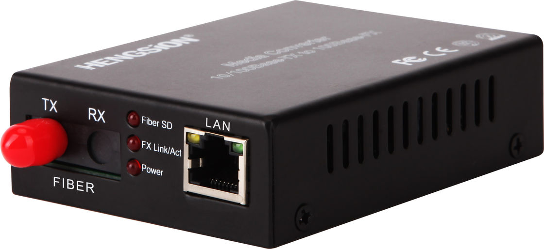 96.6 * 94 * 26mm wall mount network switch , IEEE 802.3 / 802.3u / 802