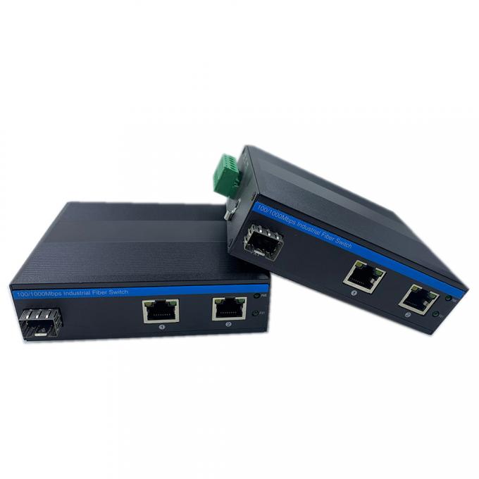 IP40 Din Rail 2*RJ45 Ports Industrial Network Switch 4KV Surge