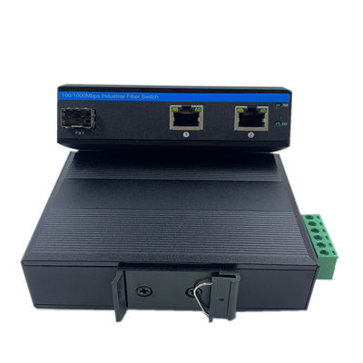 IP40 Din Rail 2*RJ45 Ports Industrial Network Switch 4KV Ethernet Surge Protection